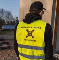 Світловідбиваючий жилет оператора дрона