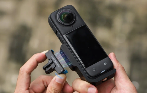 SunnyLife magnetic mount for Insta360 X4