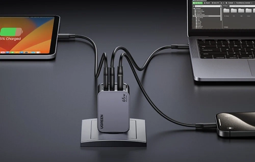 Ładowarka sieciowa Ugreen Nexode Pro, USB + 2x USB-C, 65W + kabel USB-C 1.5m (czarna)